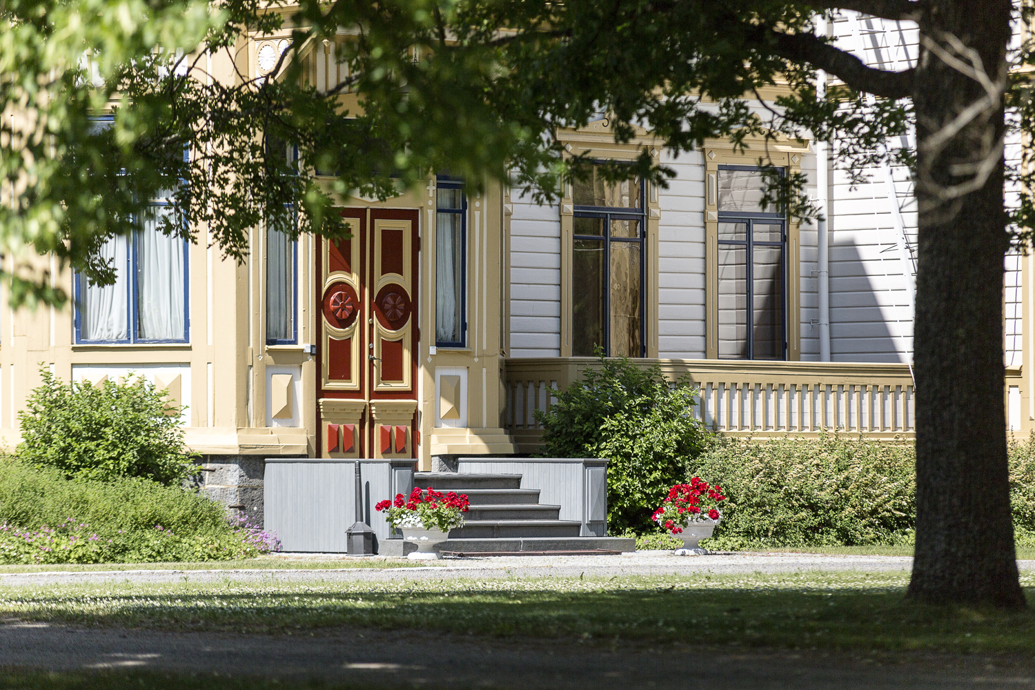 Ahlströmin ruukki ulkoa